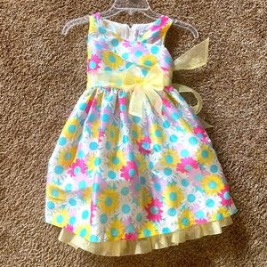 Size 8 girls dress Mia Giuliana flowers colorful